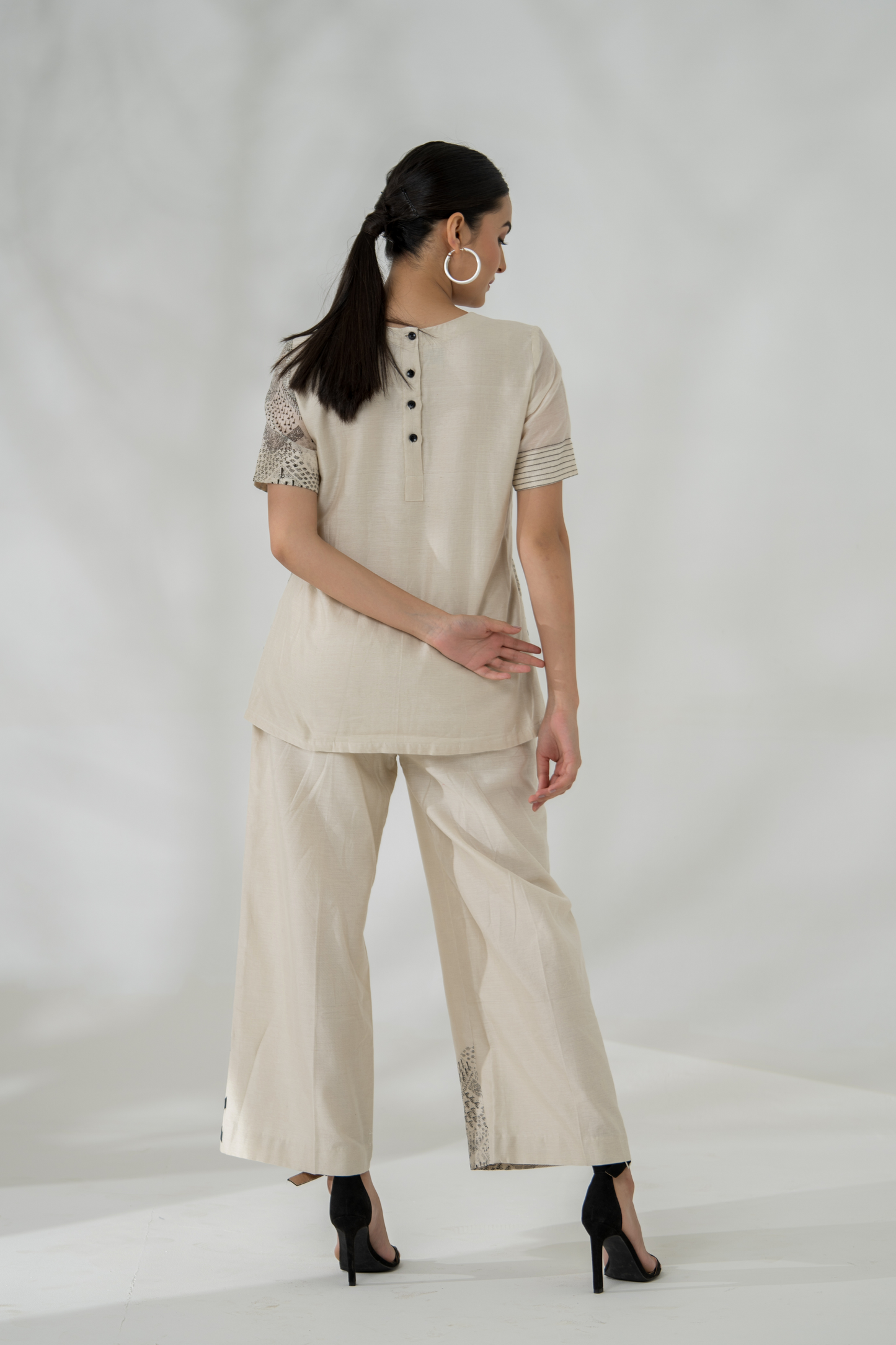 Tasveer Pants