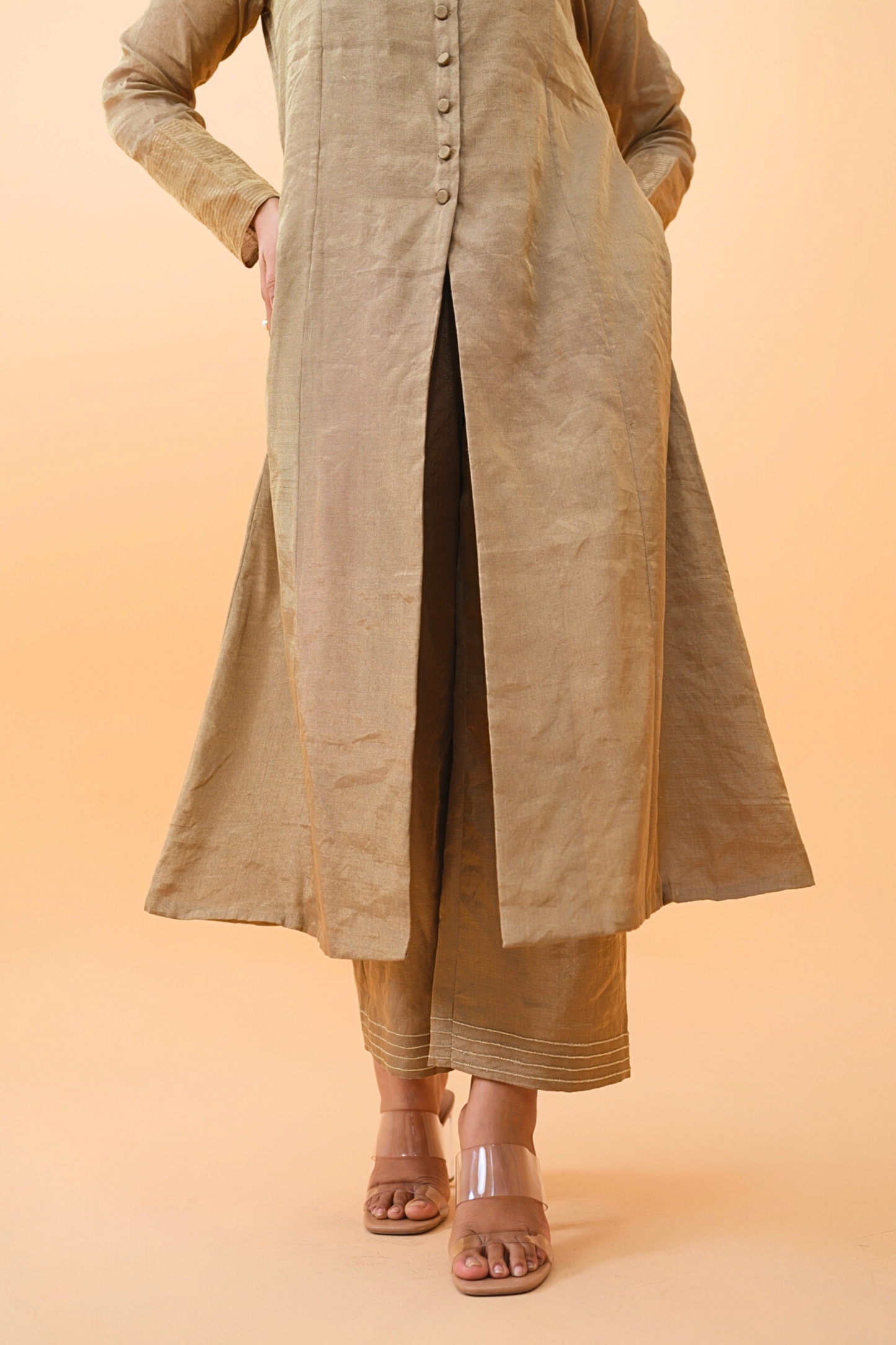 Sand Tissue Maheshwari Pants