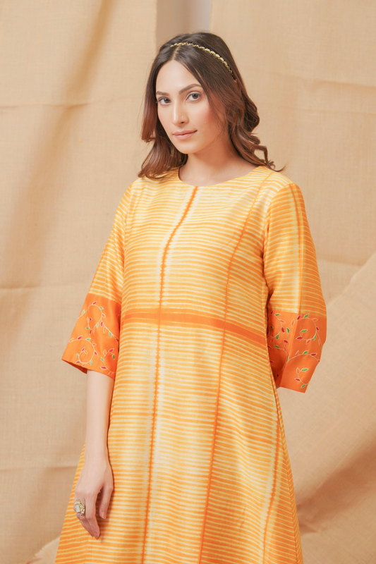 Peela Sitara Kurta