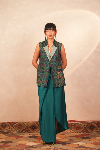 Parijaat Ikat Jacket & Drape Skirt Co-Ord Set (Teal)