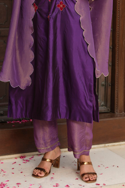 Akidat Tissue Straight Pants