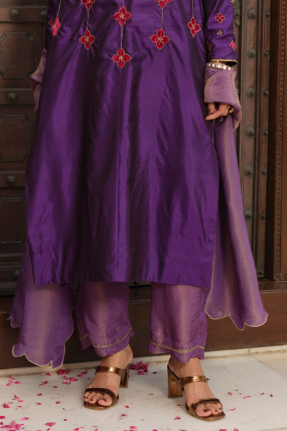 Akidat Tissue Straight Pants