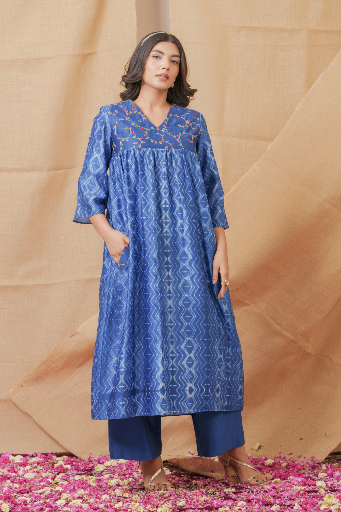 Neela Asmaan Pure Chanderi Pants