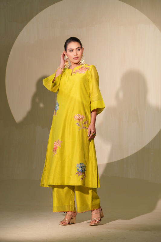 Yellow hot sale rehnuma kurta