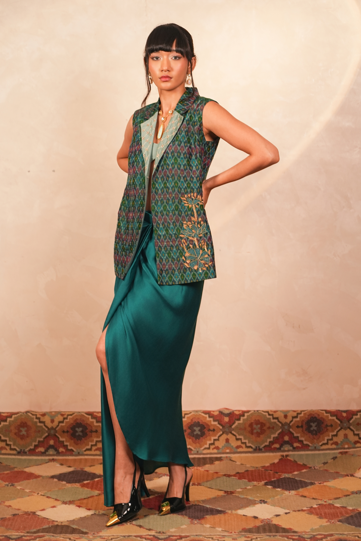 Parijaat Ikat Jacket & Drape Skirt Co-Ord Set (Teal)