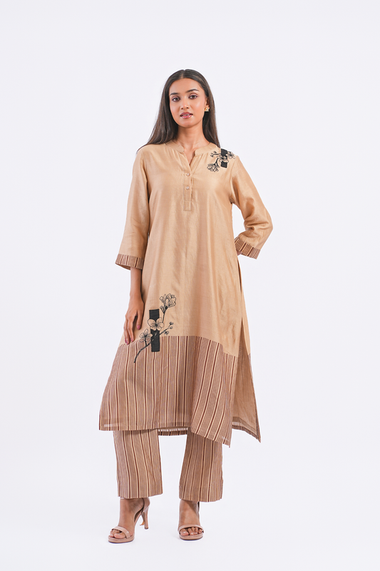 Monologue Handloom Chanderi Kurta (Sand)