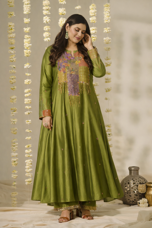 Dhara Chanderi Silk Kurta (Curve-friendly)