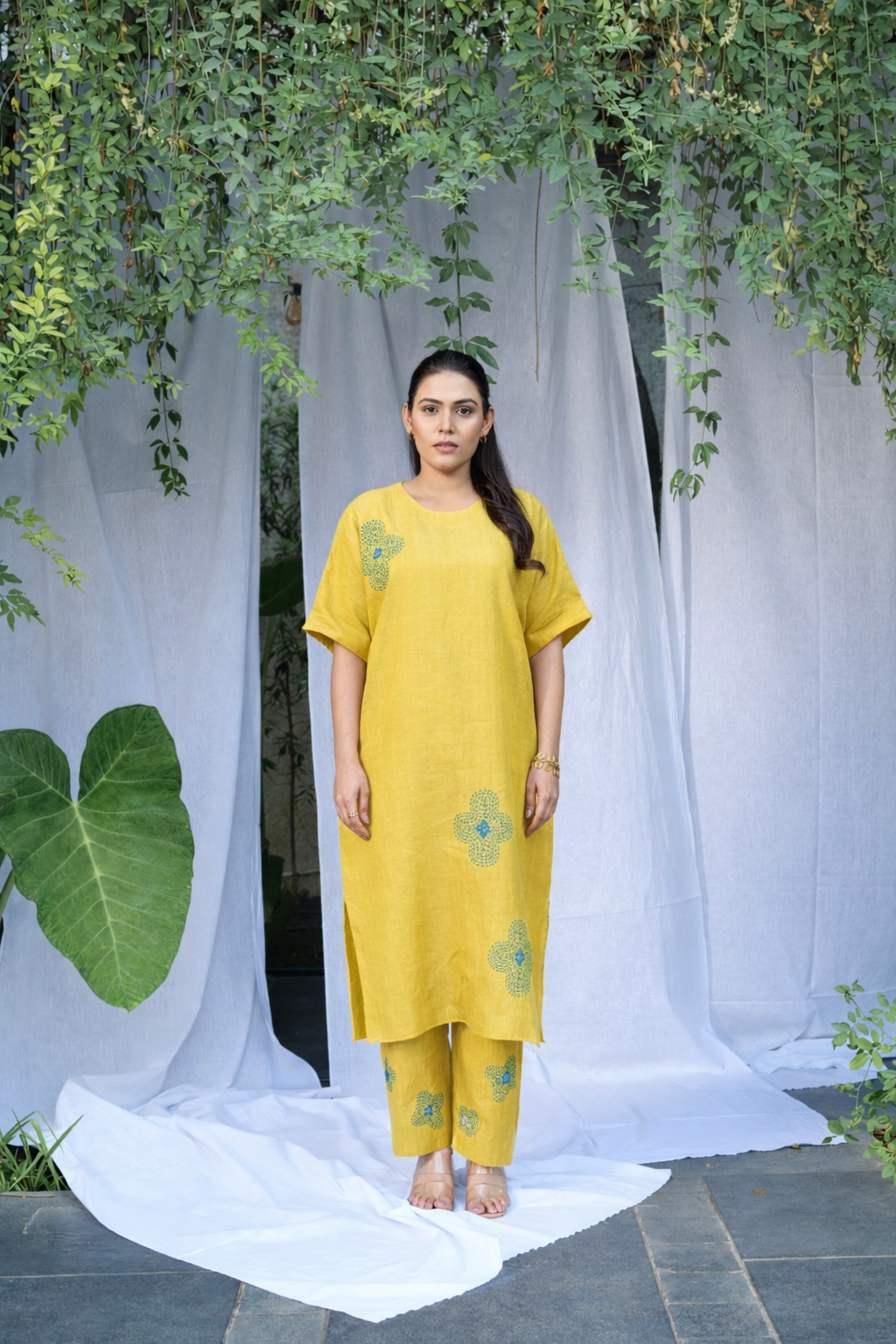 Noir Pure Linen Kurta