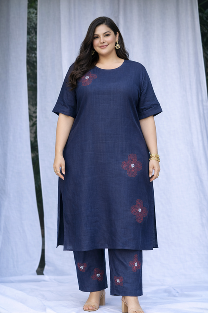 Noir Pure Linen Kurta (Curve-friendly)